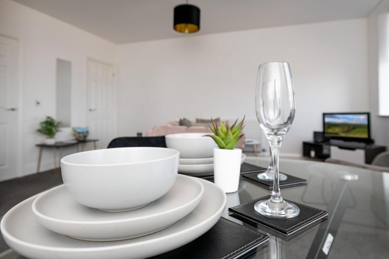 The Croston Balcony Apartment- Morecambe Central Promenade, Beach Front And Sea Views Zewnętrze zdjęcie