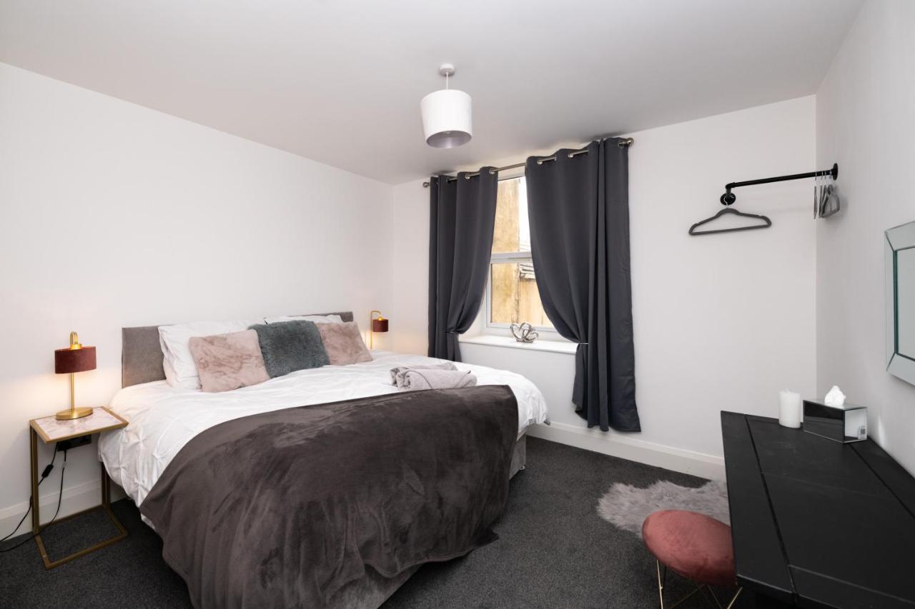 The Croston Balcony Apartment- Morecambe Central Promenade, Beach Front And Sea Views Zewnętrze zdjęcie